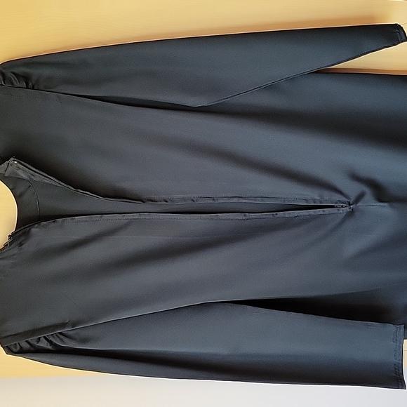 Large Satin Formal Dress - Picture 4 of 4